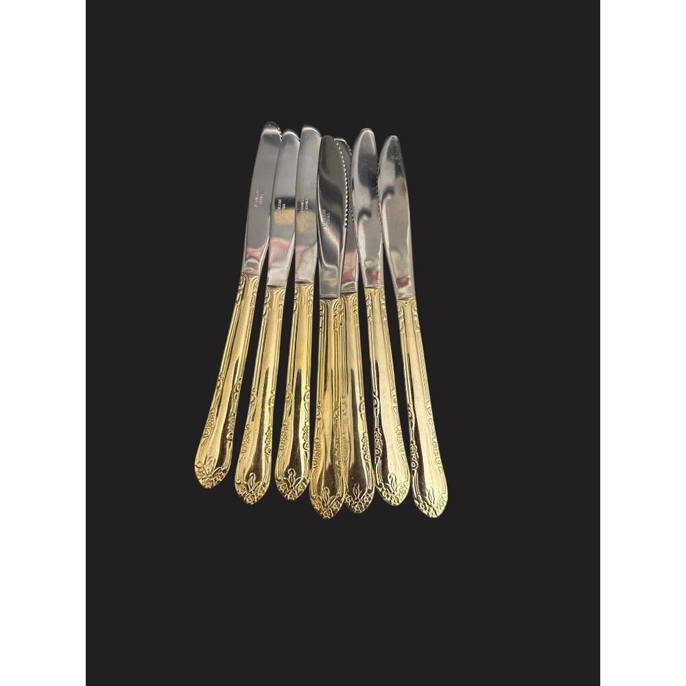 7 Vintage Gold Electroplate Dinner Knives Ornate Floral‎ Scroll Stainless Steel